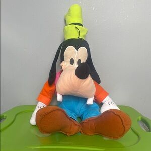 Walt Disney Goofy Tall 28” long stuffed animal Doll Toy